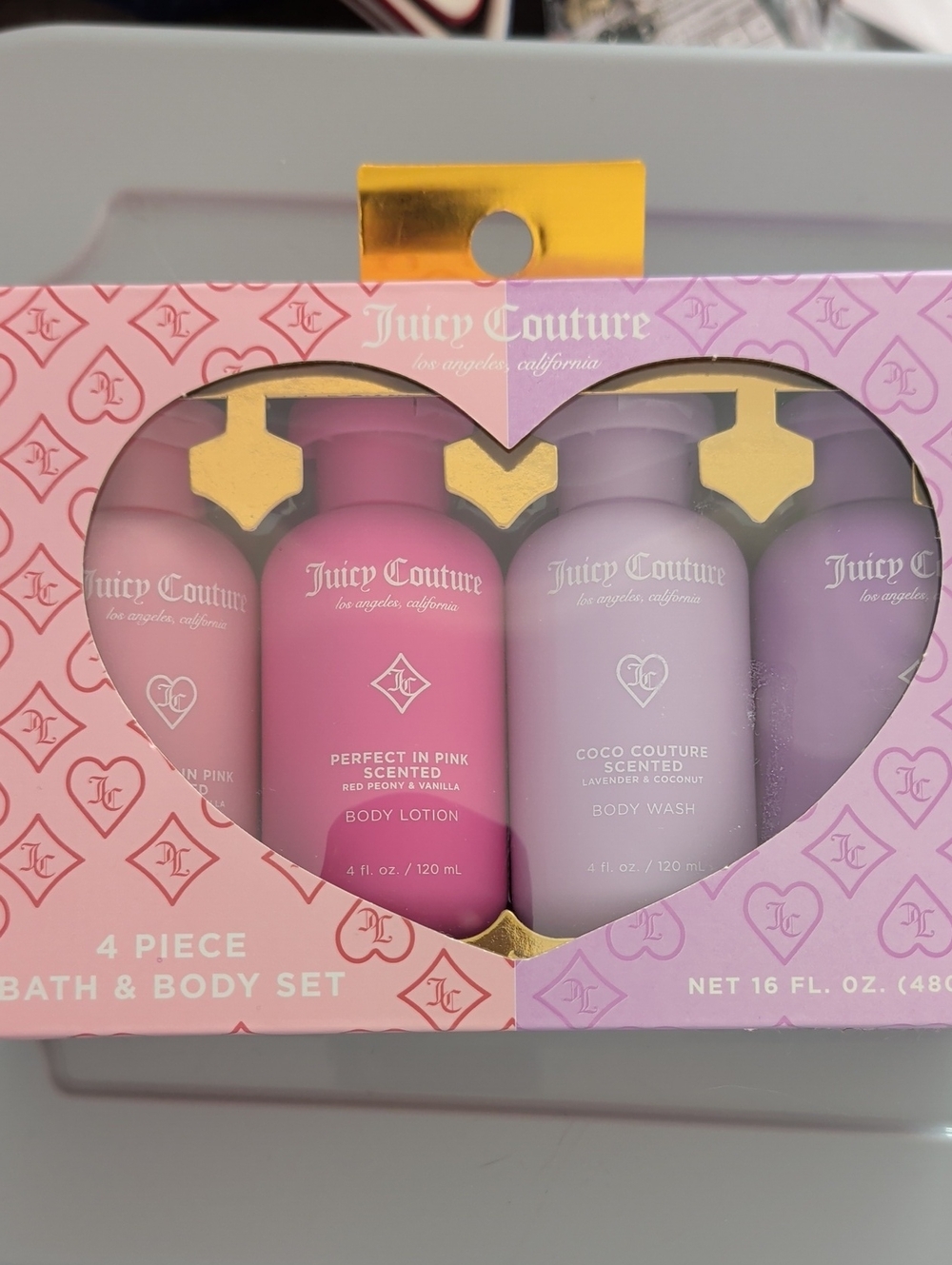 Juicy Couture Bath & Body Gift Set